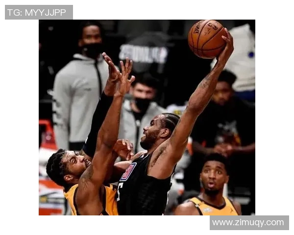 2021年NBA季后赛爵士队与快船队激战回顾与精彩瞬间分析