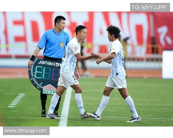 富力与上港激战正酣直播精彩瞬间不容错过