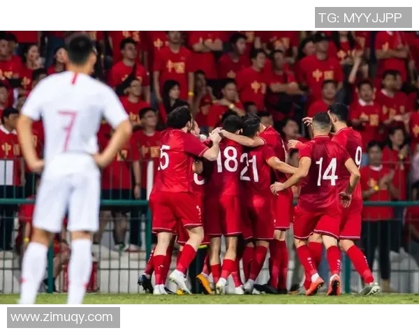 巴黎对阵升班马的精彩较量谁将赢得这场关键战役 巴黎对阵升班马的精彩较量谁将赢得这场关键战役