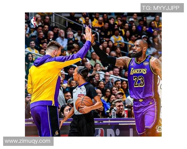 快船与湖人对决阵容分析及战术解析揭秘 快船与湖人对决阵容分析及战术解析揭秘