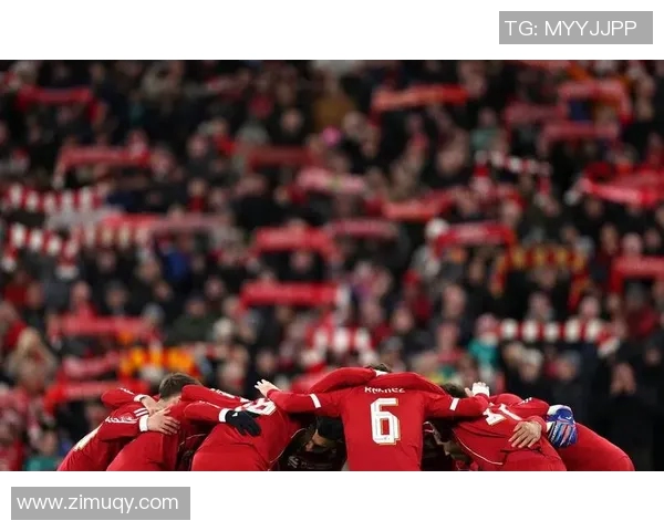 曼联主场迎战诺维奇全力以赴让我们一起欢呼吧 曼联主场迎战诺维奇全力以赴让我们一起欢呼吧