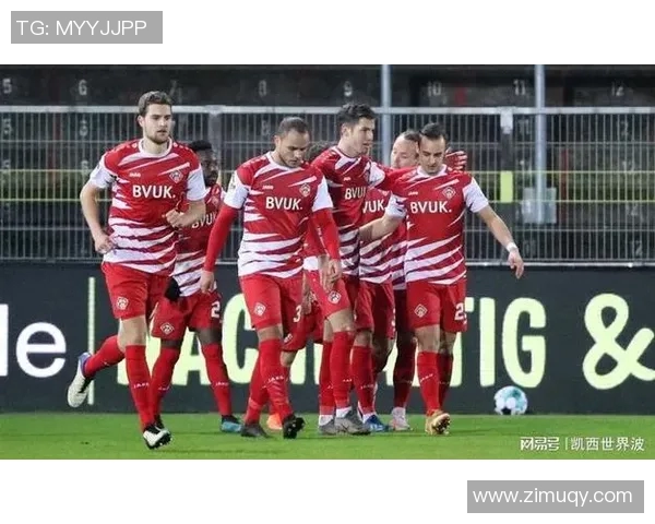 曼彻斯特联主场迎战加的夫城争夺英超积分榜关键战役 曼彻斯特联主场迎战加的夫城争夺英超积分榜关键战役