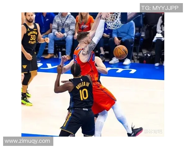 湖人对决雷霆精彩直播回顾球迷热情高涨全场沸腾 湖人对决雷霆精彩直播回顾球迷热情高涨全场沸腾