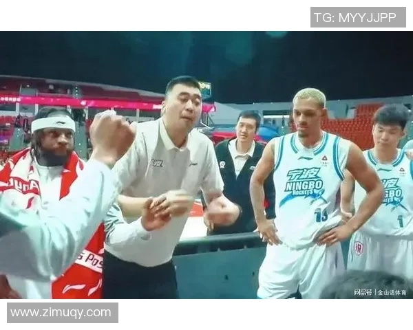 广州篮球队实力揭秘：从战术分析到球员风采全方位探讨